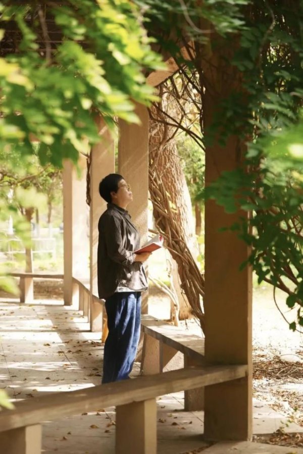 弘盛配资 一位天津“大了”的生死笔记：看多了死，才懂得怎么活